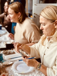 Exclusieve workshops oesterschelpen beschilderen in Leende @mariannebaijens