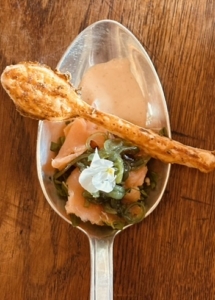 Exclusieve schilderworkshops XXL vaas beschilderen met culinaire lunch @mariannebaijens in Leende